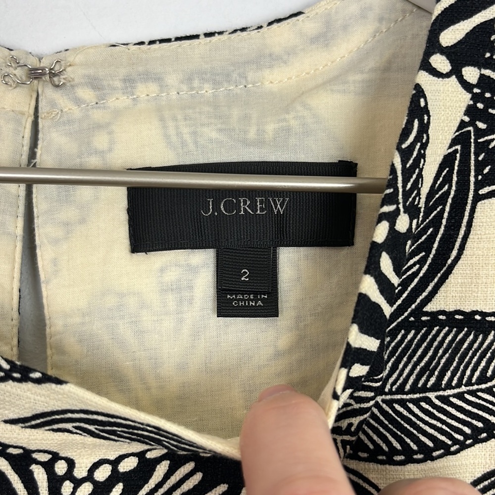 J. CREW - Beige and White Polynesian Dress w/Back Cutout - Picture 2 of 12